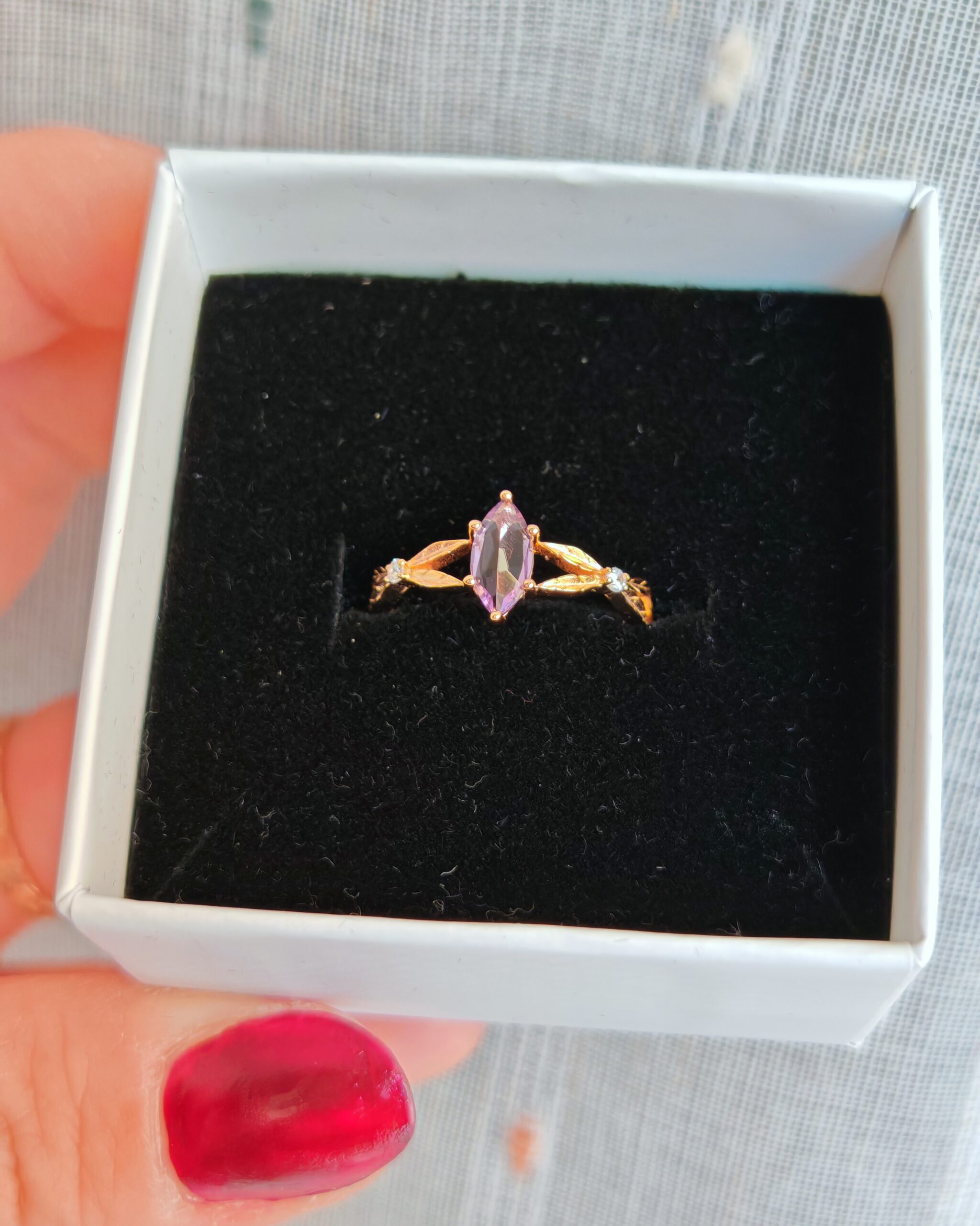 Anello Maat con ametista lavanda, argento placcato oro 18k